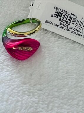 Betsey Johnson Fushia Calla Lily Enamel Statement Ring Size 7.5